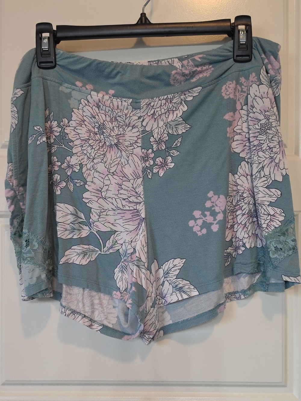 Soma Women's Floral Sleep Shorts in Sage Green - XL